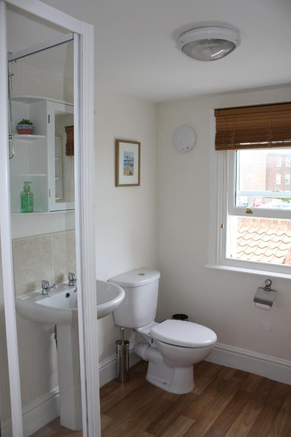 No2 Abbey View Apartment 휫비 외부 사진