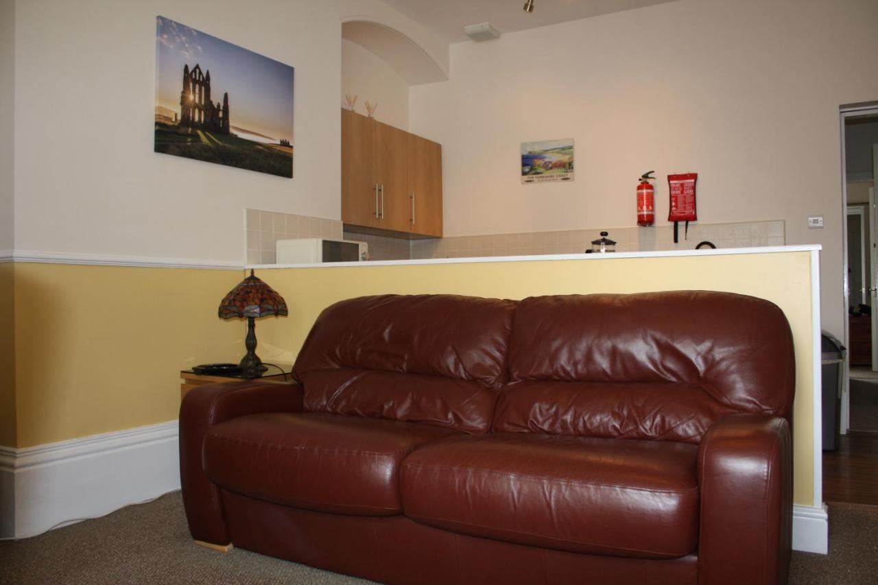 No2 Abbey View Apartment 휫비 외부 사진